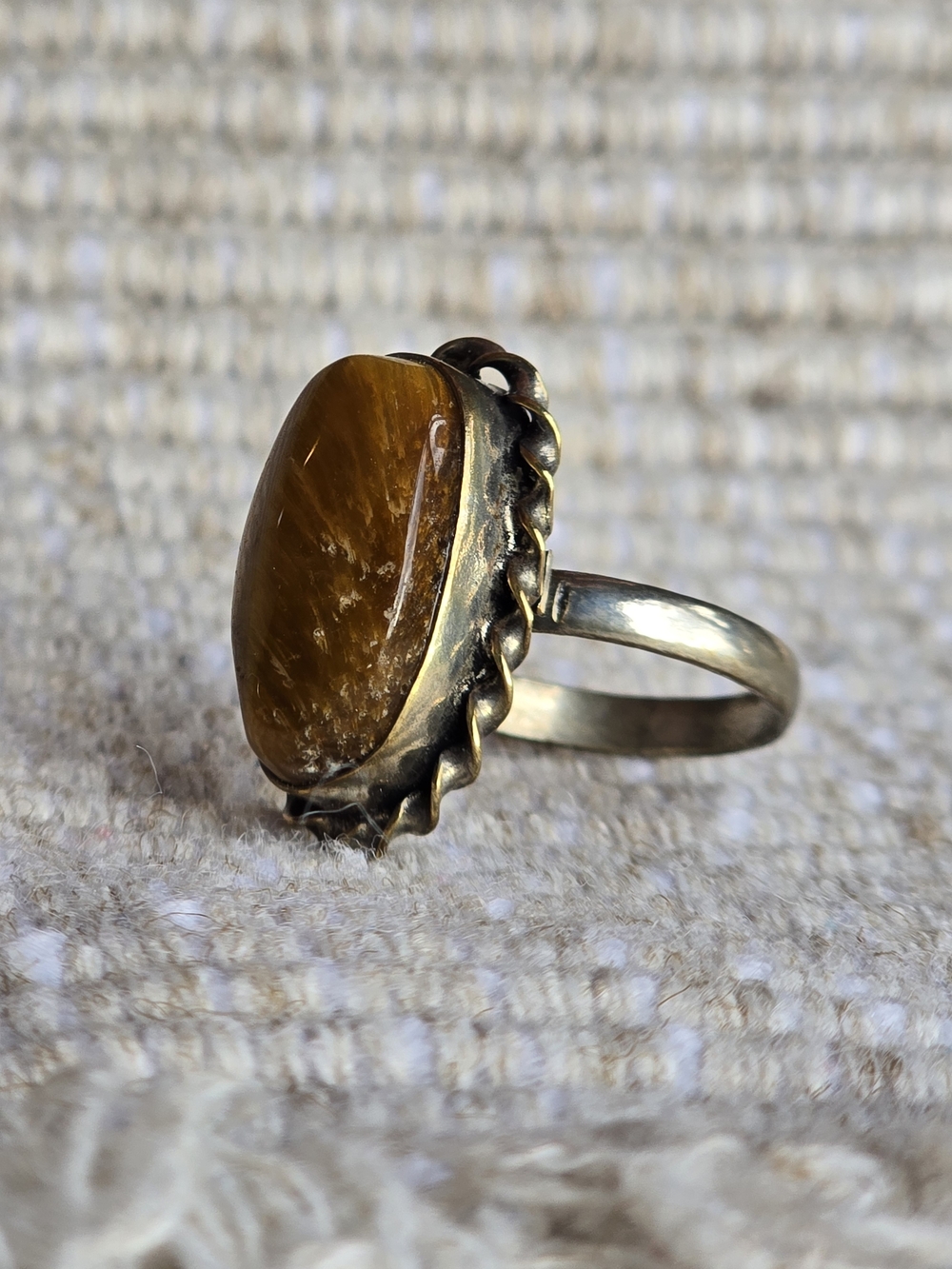 Vintage Sterling Silver Tiger's Eye Ring - Picture 2 of 5